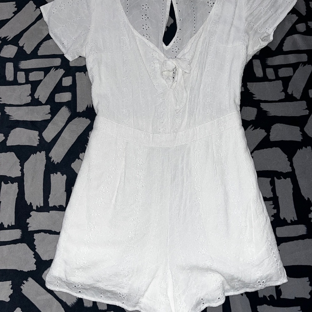 White Lace Detailed Double Lined Romper